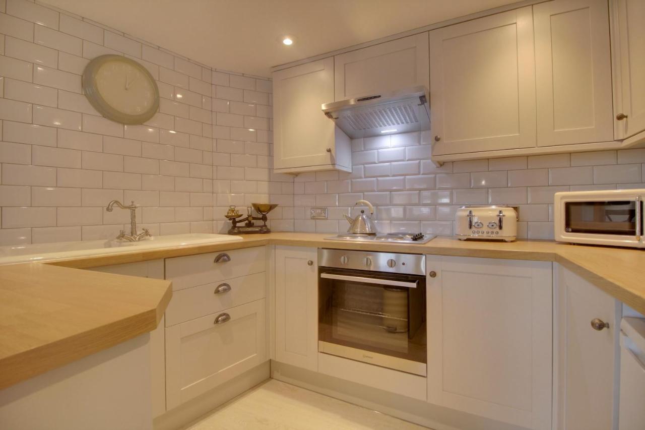 Willow Cottage เวสเตอรัม ภายนอก รูปภาพ